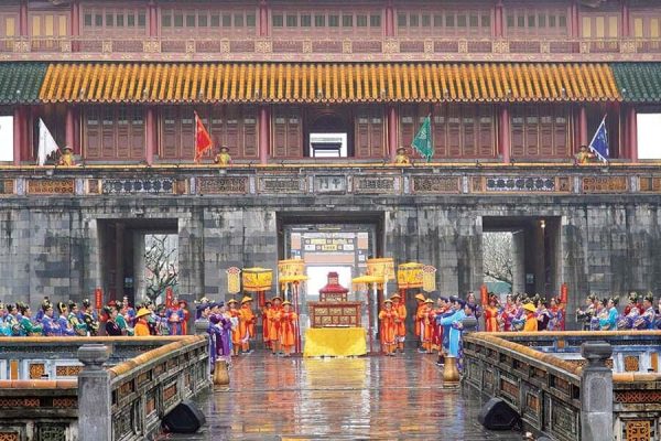 Hue Imperial Citadel - Vietnam Culture and Heritage