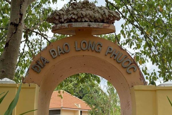 Long Phuoc Tunnels - Vietnam history tours