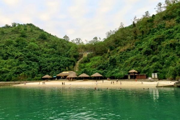 Soi Sim Island - Vietnam Student Budget Trip